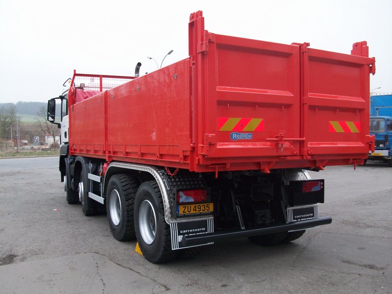 Kipperaufbau mit Aluminiumbordwänden
