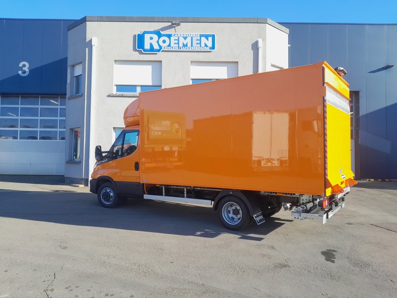 Aluminium Kofferaufbau mit Ladebordwand