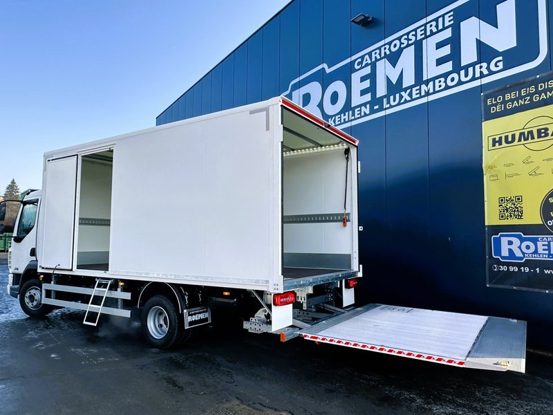 Kofferaufbau mit Ladebordwand